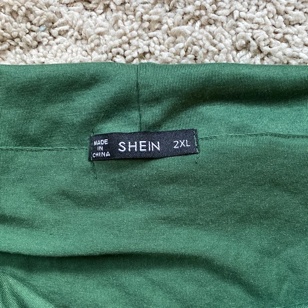 Shein top - Picture 3 of 3